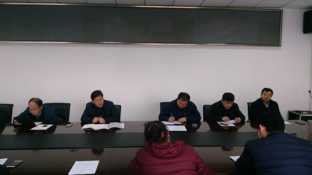 2018年3月12日石島重工黨委開(kāi)展民主評(píng)議黨員會(huì)議活動(dòng)黨委副書(shū)記崔玉安發(fā)表講話(huà).jpg